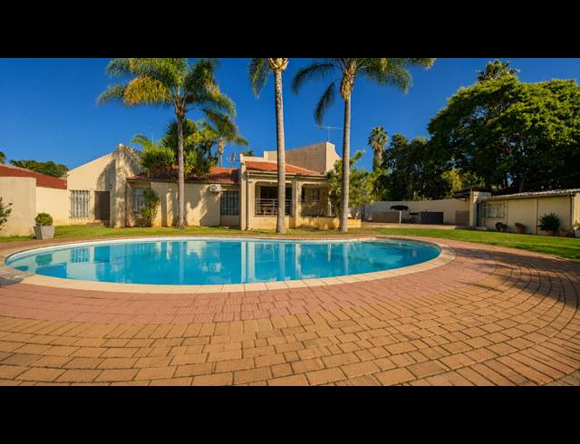 4 BEDROOM HOUSE FOR SALE IN BENDOR